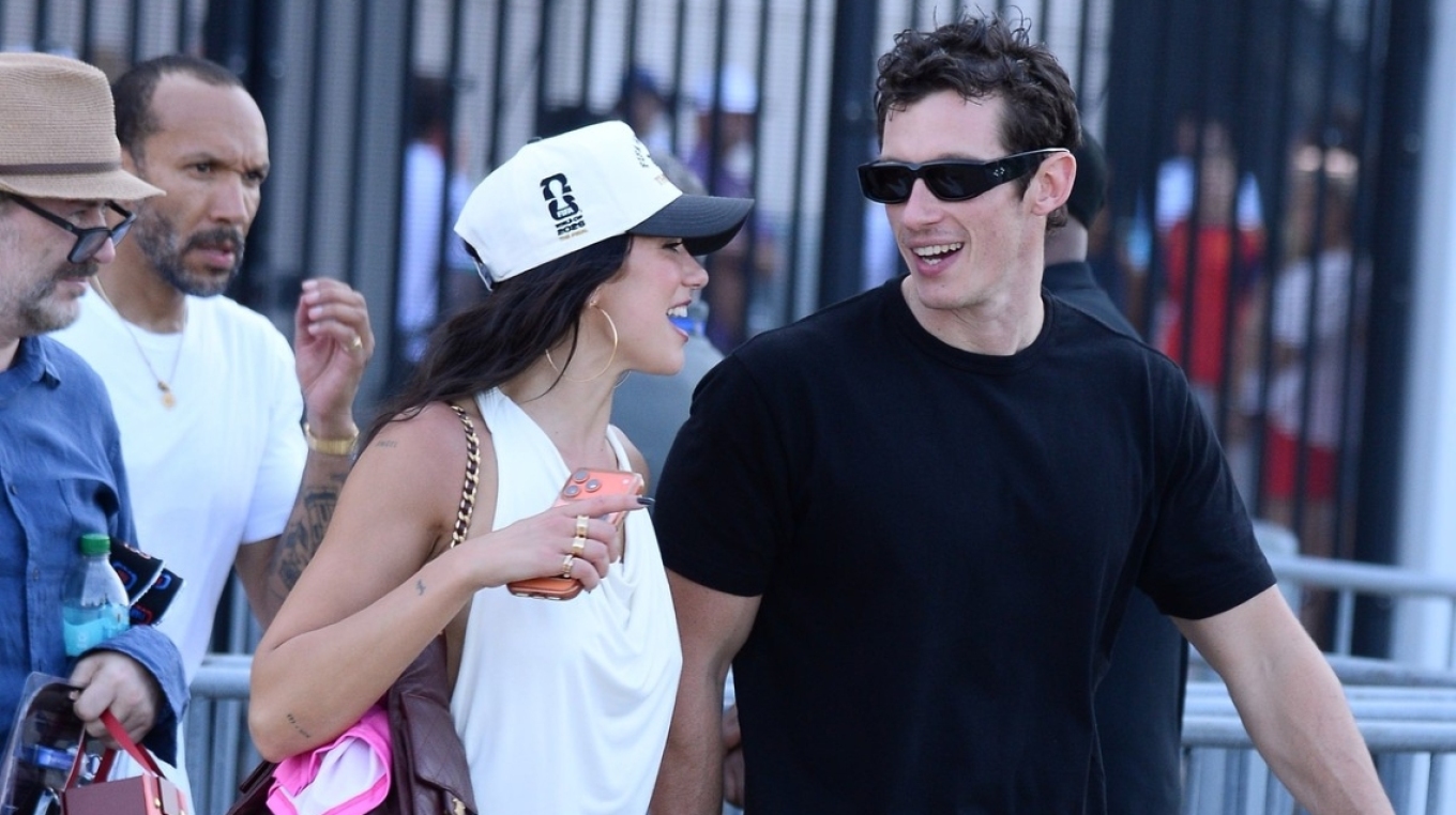 Pas martesës luksoze  Dua Lipa dhe Callum Turner bëjnë daljen e radhës publike në finalen e Kupës së Botës