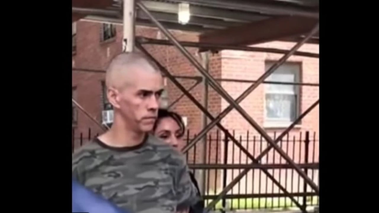 video-dy-te-plagosur-nga-nje-sulm-me-thike-ne-nju-jork-arrestohet-autori-51-vjecar-dyshohet-se