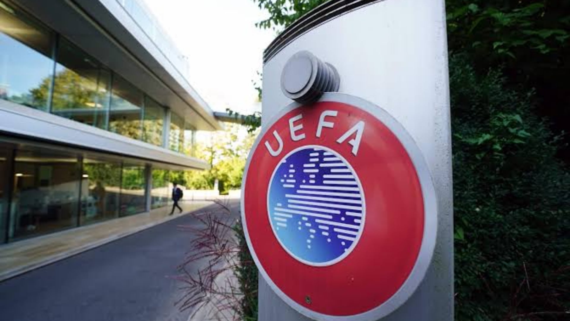  U kalua vija e kuqe   UEFA reagon ashpër për pezullimin e skualifikimit të Balogun