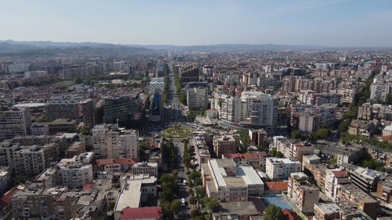 Korpus për institucionet e pavarura  Kompleks i ri në Tiranë  projektohen 50 mijë metër katrorë te ish Fusha e Aviacionit