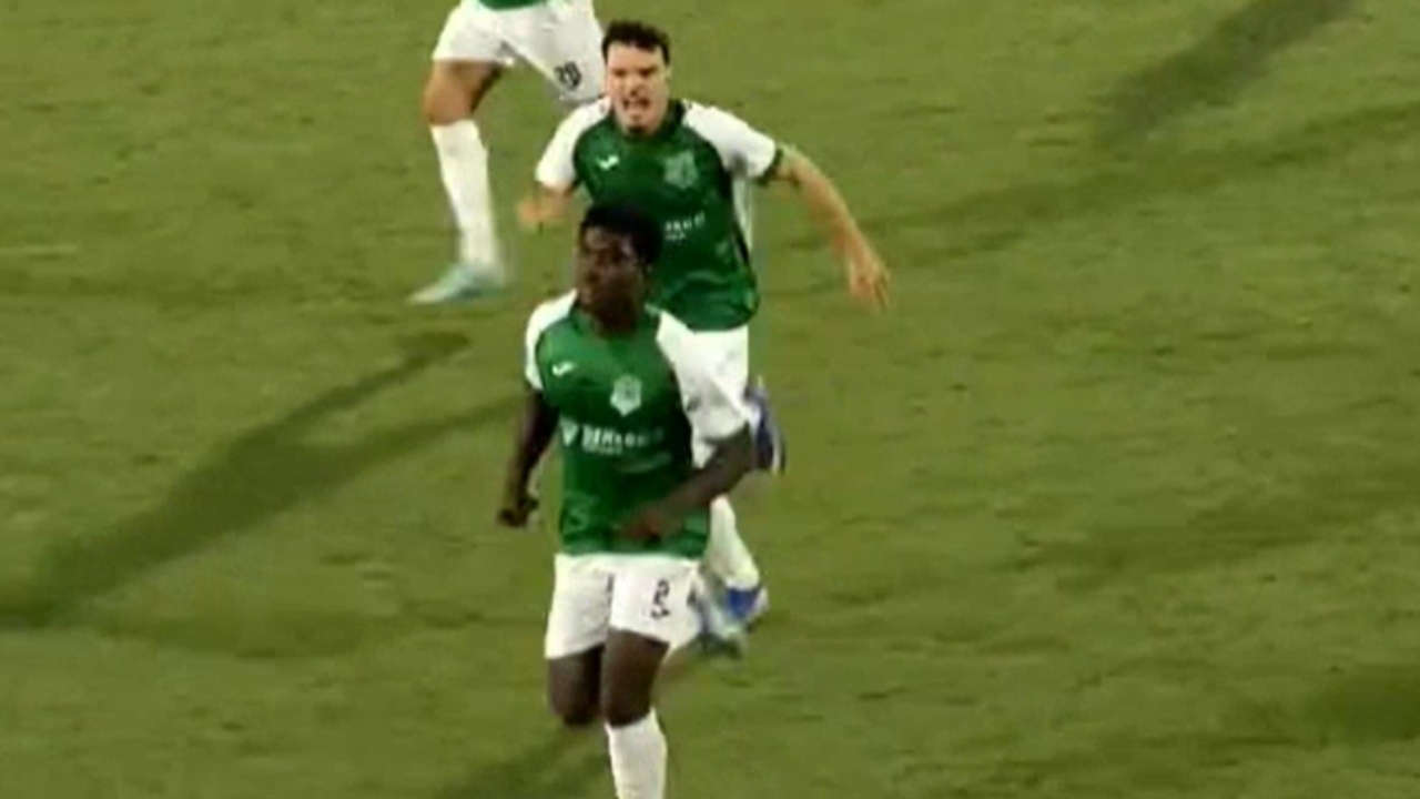 Live Egnatia-Shamrock Rovers/ Gjithçka e barabartë në Rrogozhinë, Albanese shënon edhe të dytin për rrogozhinasit