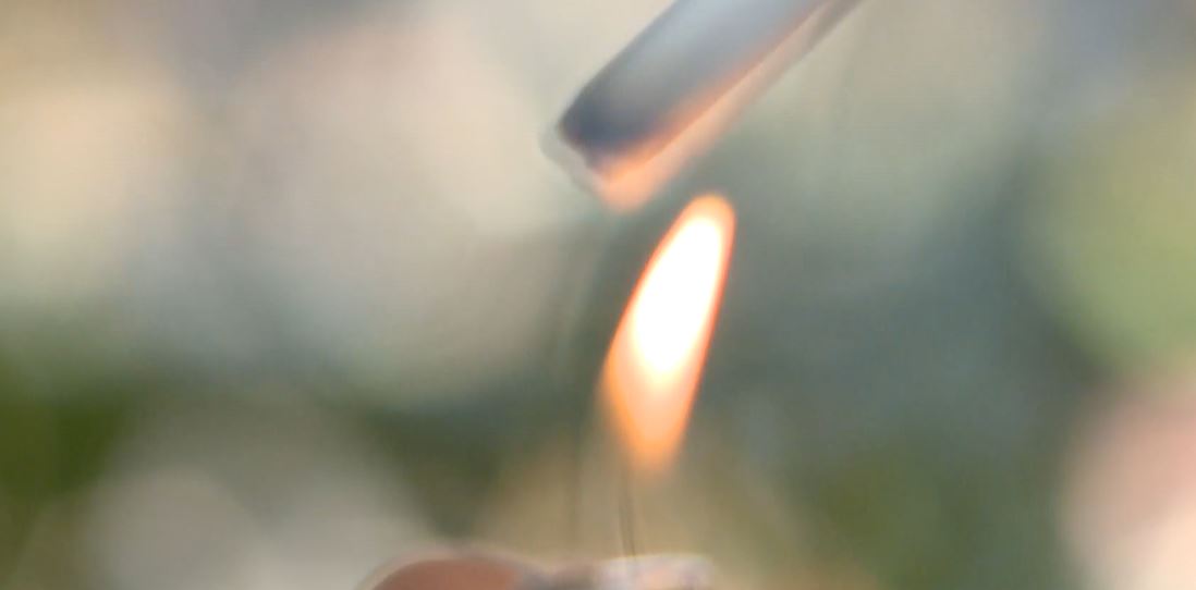 Hashashi zë vendin e cigares te adoleshentët, ekspertët paralajmërojnë për dëmet në shëndet