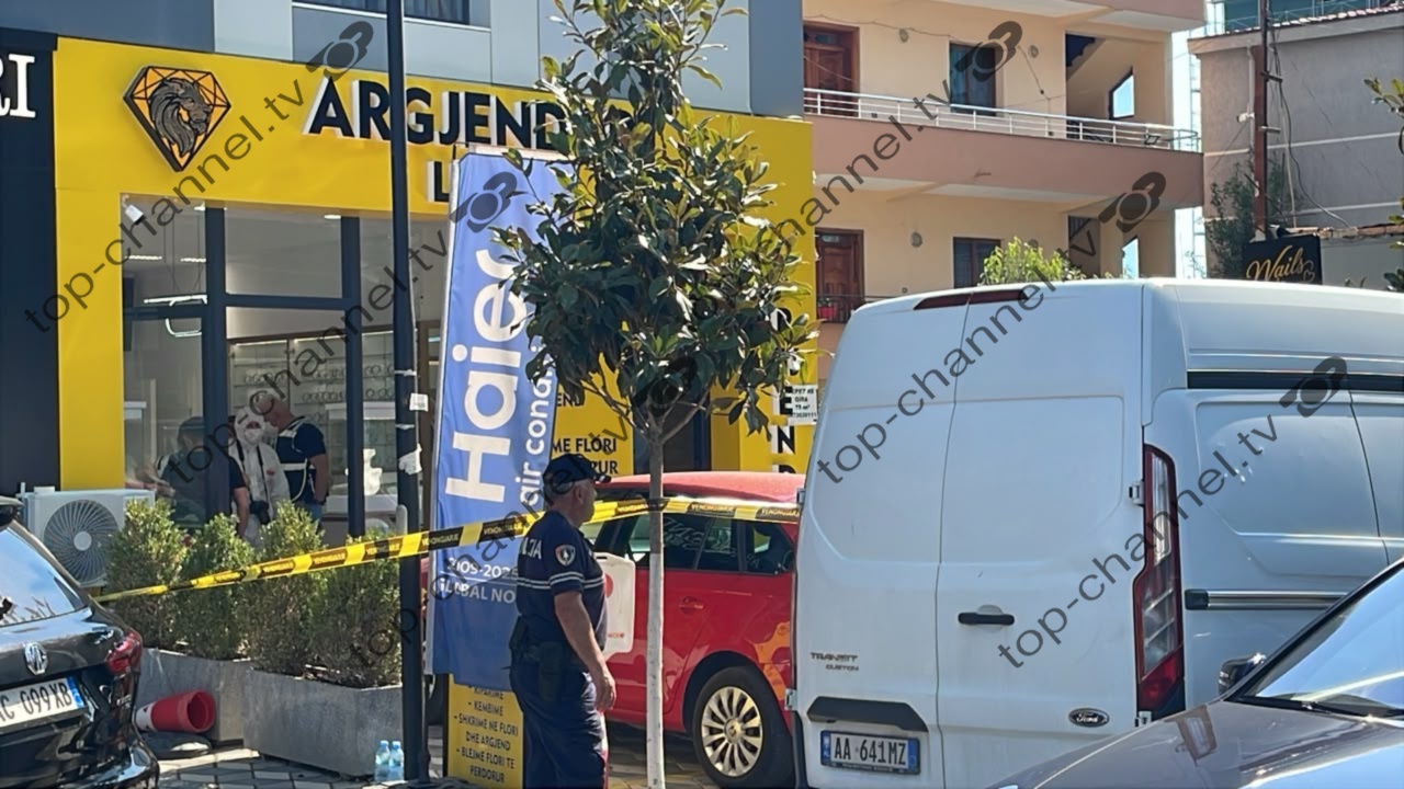 Grabitet me armë zjarri një argjendari në Paskuqan, autorët largohen me motor