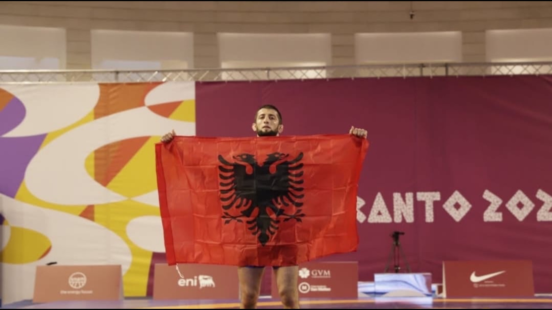 E hëna e madhe e mundjes shqiptare, medalje e artë dhe e argjendtë në Lojërat Mesdhetare të Tarantos