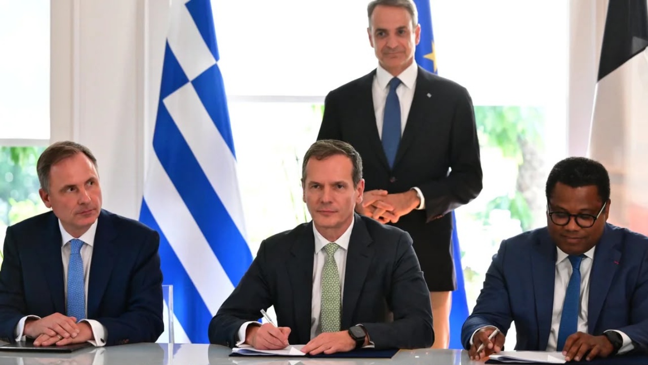 Marrëveshja që ndryshon lojën në Mesdhe, Franca futet në projektin miliarda euro Greqi-Qipro
