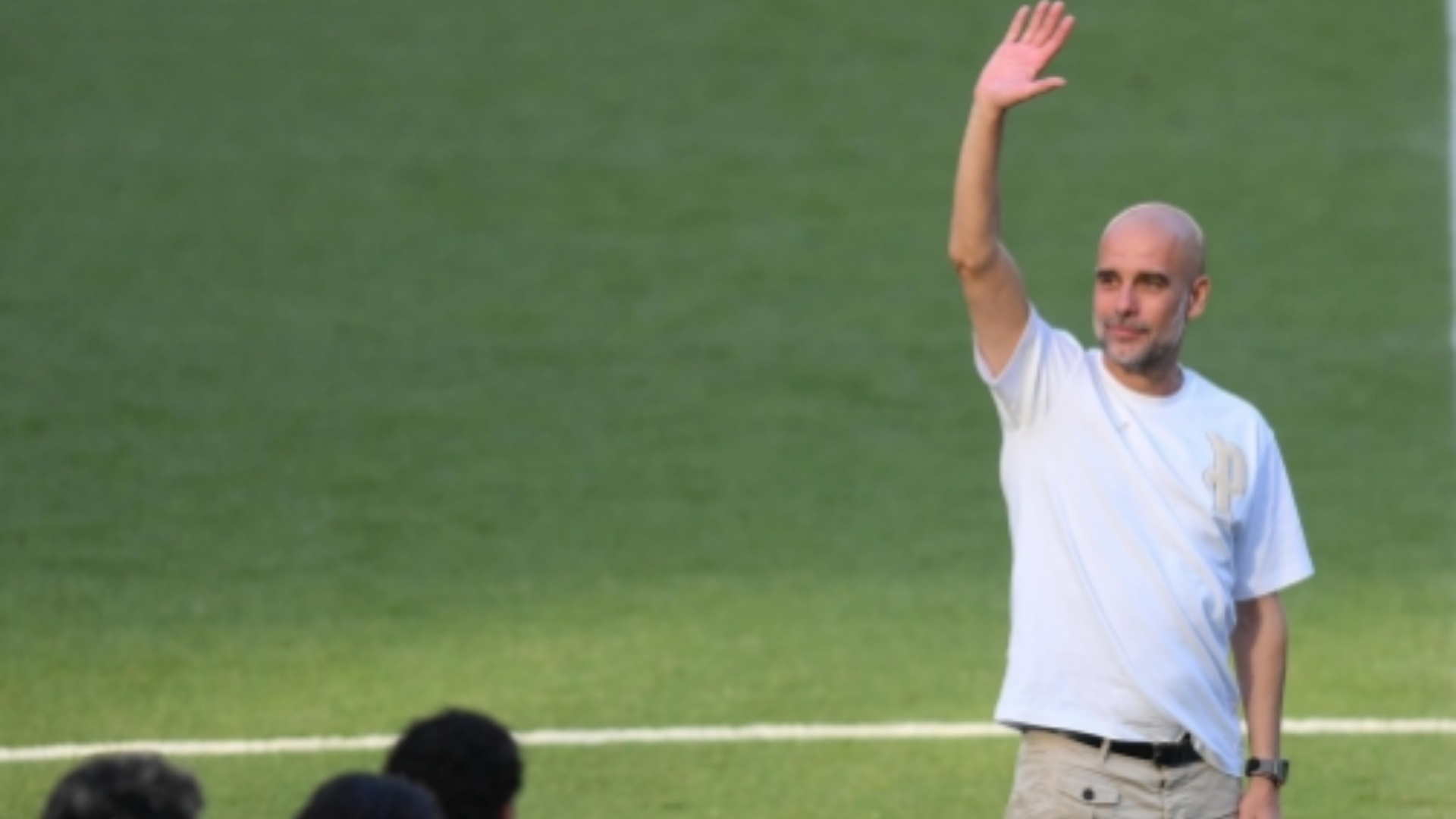 u-divorcova-nga-gruaja-me-e-bukur-ne-bote-prapaskenat-e-viteve-te-fundit-te-guardioles-me-manchester-city-ne-dokumentar
