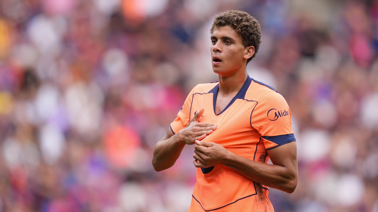 Hamza është surpriza e madhe  Barcelona mposht Al Ahly dhe fiton trofeun  Gamper   por e nis sezonin jashtë pritshmërive  Yamal jashtë forme