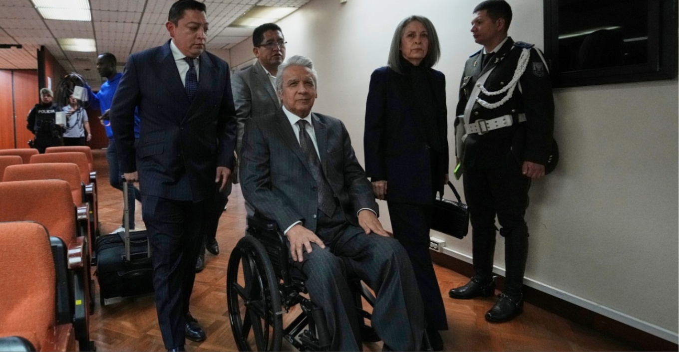 ish-presidenti-i-ekuadorit-lenin-moreno-shpallet-fajtor-per-korrupsion