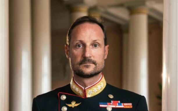 Ndryshon monarkia norvegjeze/ Pas vdekjes së Harald V, Haakon VIII bëhet Mbreti i ri