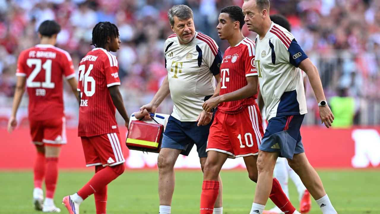 Shqetësimi për Musialën  Neurologu sqaron problemin e yllit të Bayern Munchen  Mund të vazhdojë të luajë futboll  por me trajtim të përhershëm