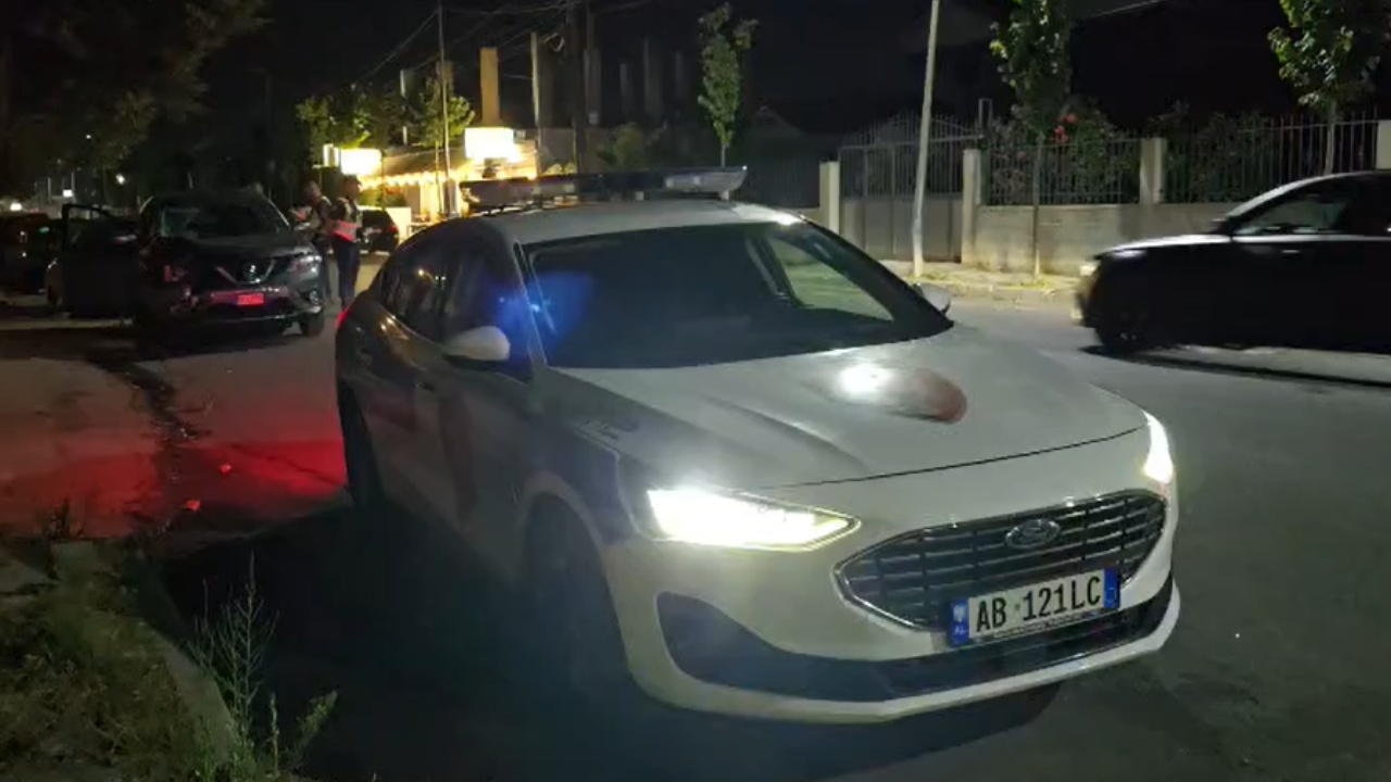 Aksident me vdekje në Durrës, këmbësori humb jetën pasi përplaset nga një makinë