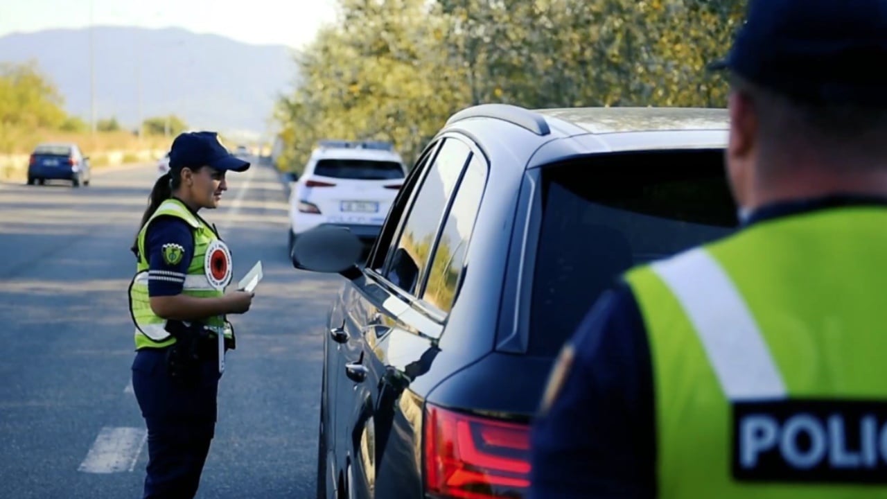 Kodi i ri Rrugor  Nga heqja përfundimtare e patentës te gjobat 60 mijë lekë  cilat janë rregullat që kanë hyrë në fuqi