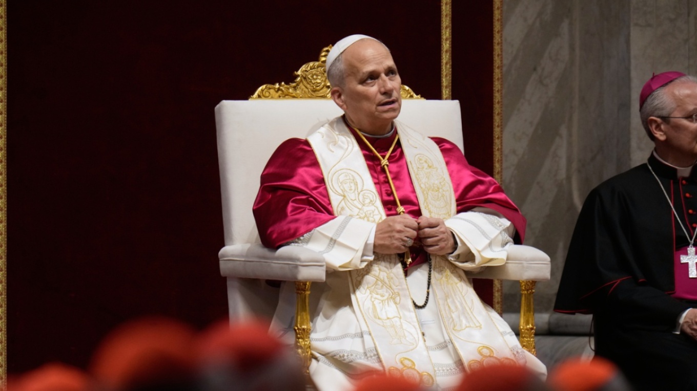 Papa Leo XIV  surpriza e  Vanity Fair   Renditet mes 70 njerëzve më të veshur të vitit 2026