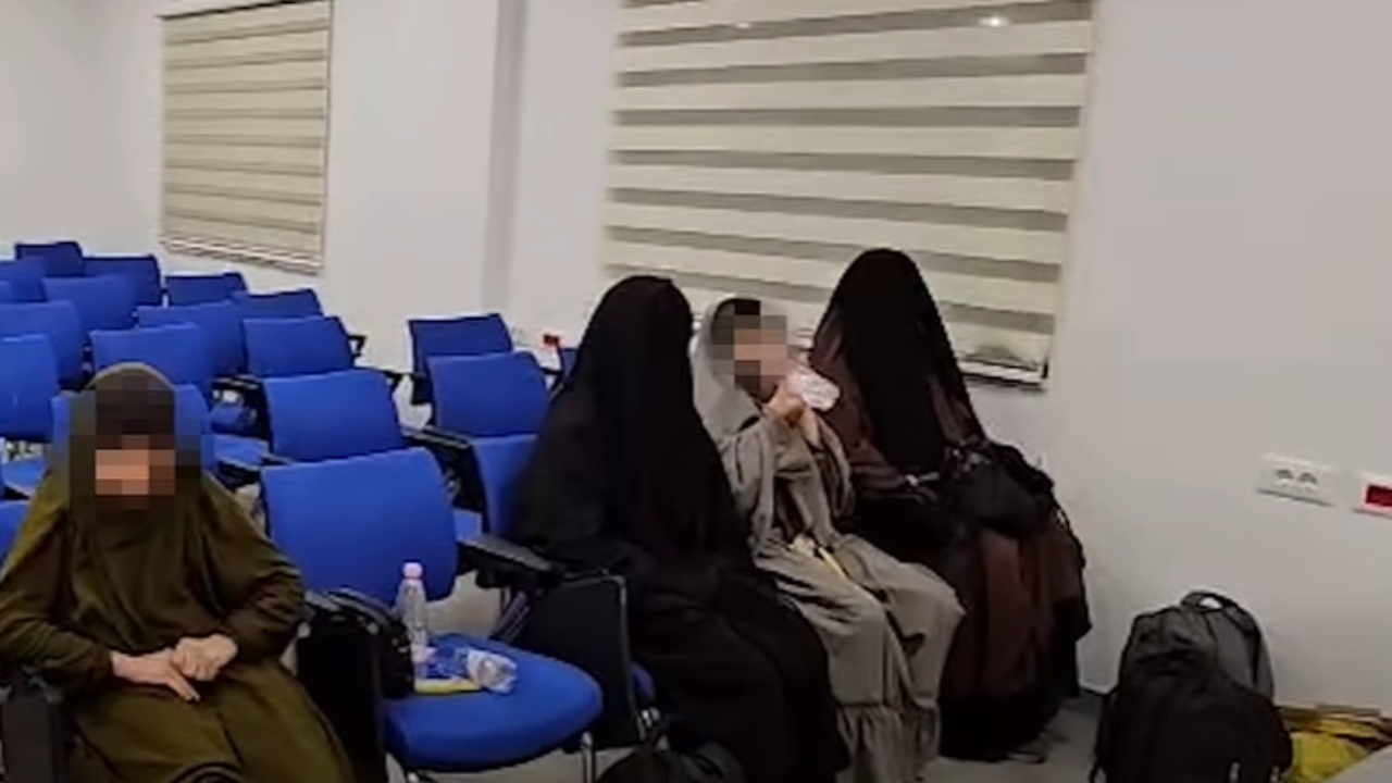 Ekskluzive/ Myrvete Dibra mes të rikthyerve nga Siria, ish-bashkëshorte e malazezit Hamid Beharoviç, ish-pjesëtar i bandave të armatosura të ISIS