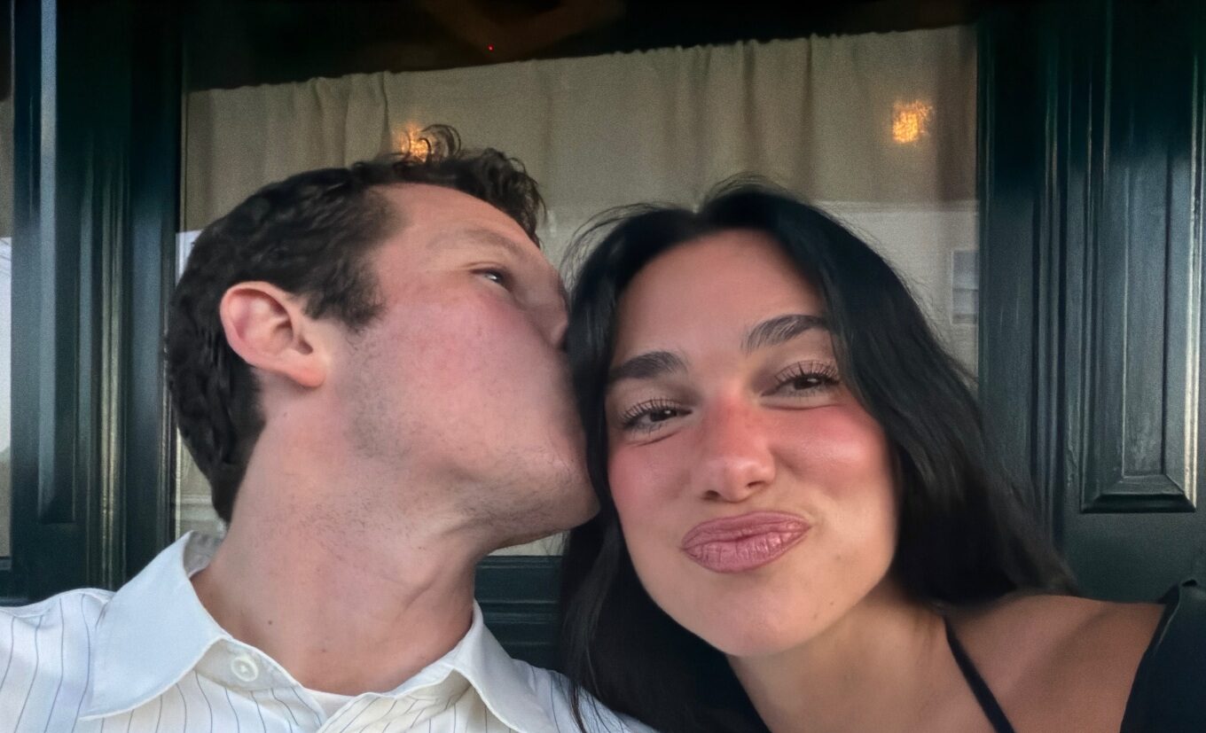 Dua Lipa festoi 31 vjetorin  ndaj me fansat e saj momentet romantike me Calum Turner
