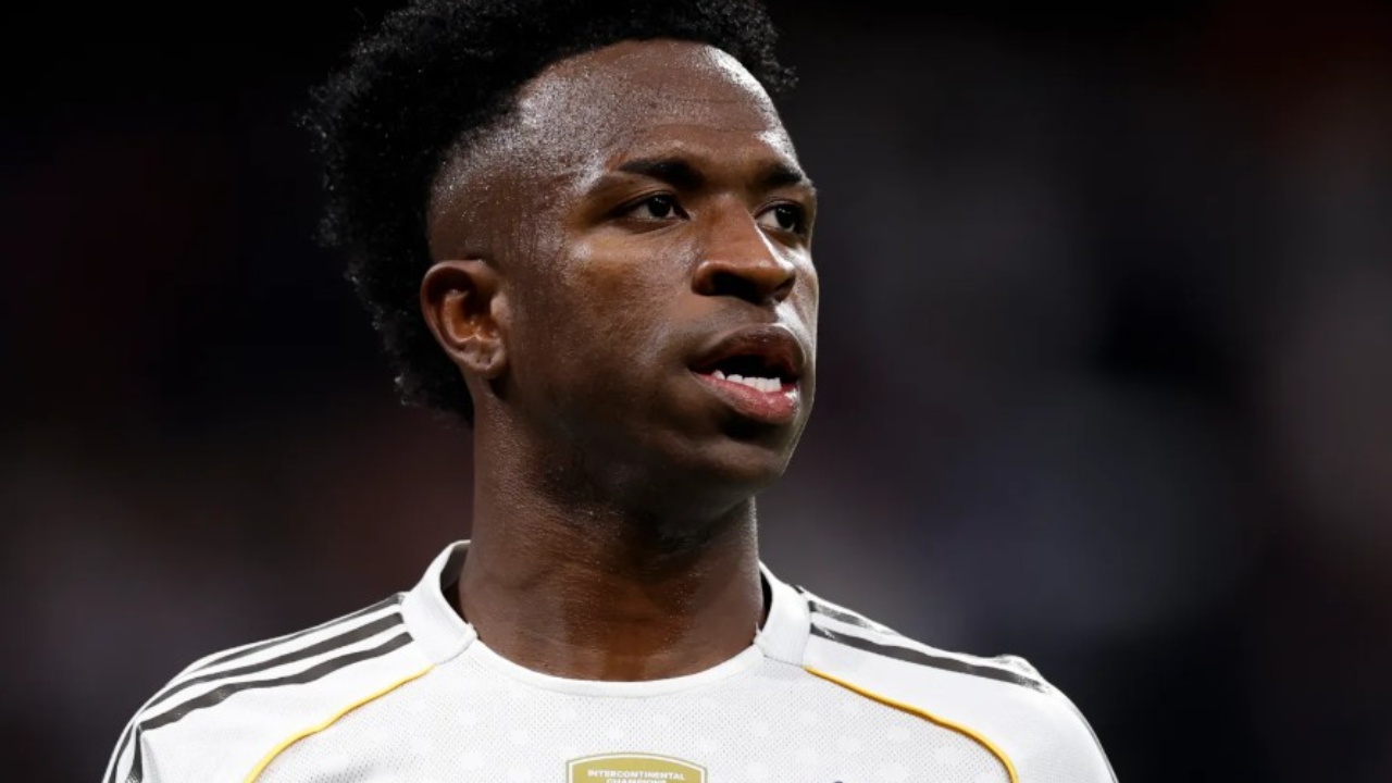 vinicius-drejt-largimit-nga-reali-ne-angli-japin-lajmin-e-bujshem-arrihet-marreveshja-mes-yllit-brazilian-dhe-gjigantit-te-premier-league