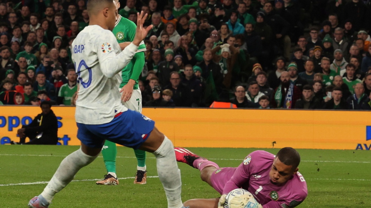 Kaos te Irlanda  Bazunu refuzon ndeshjen ndaj Izraelit  zgjidhja emergjente e stafit habit UEFA n
