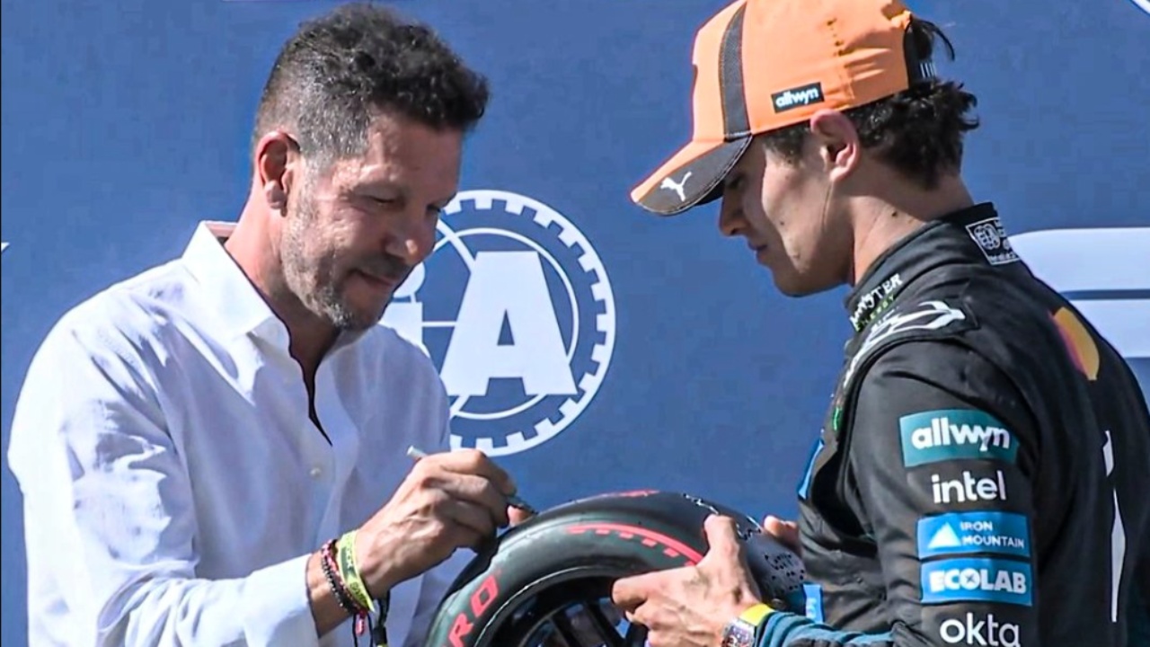 Diego Simeone protagonist në ceremoninë e Formula 1  i dorëzon çmimin Lando Norris
