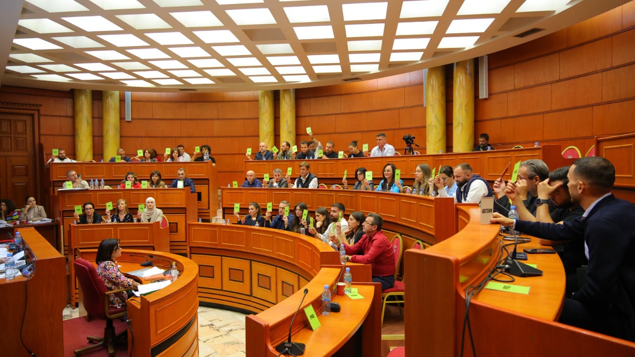Propozimi i Erion Veliajt për liderët e UÇK së  miratohet nga Këshilli Bashkiak për t u shpallur  Qytetarë Nderi  të Tiranës