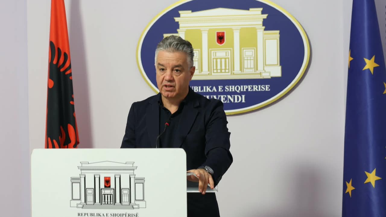 nafta-mbi-229-leke-liter-denoncimi-i-pd-se-qeveria-nuk-po-nderhyn-per-uljen-e-cmimit-te-eliminohet-taksa-e-qarkullimit