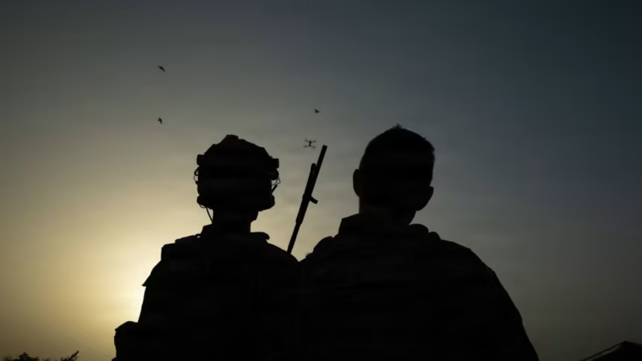 Raporti i prodhuar gabim nga AI gati sa nuk shkaktoi luftë SHBA-Kinë, ushtria amerikane u përgatit të ndalonte anijen kineze