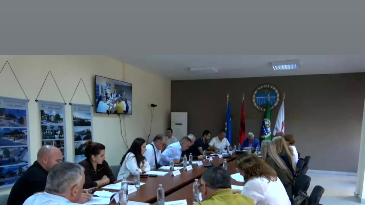 reforma-territoriale-librazhdi-voton-pro-bashkimit-me-prrenjasin-deshton-opozita-ne-keshillin-bashkiak