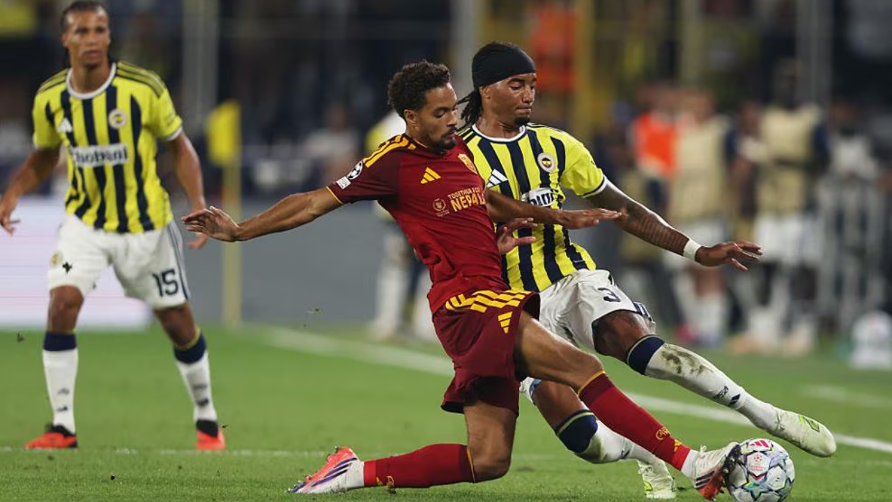 Video/ Nuk ka fitues në dy ndeshjet e para në Champions. Fenerbahçe ‘frenon’ Romën, PSV dhe Shakhtar ndajnë pikët