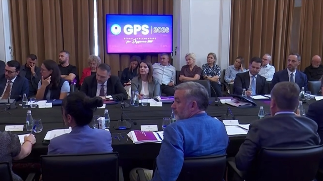 Inside Story  Pse të gjithë miqtë e kryebashkiakut sot heshtin dhe distancohen prej tij   