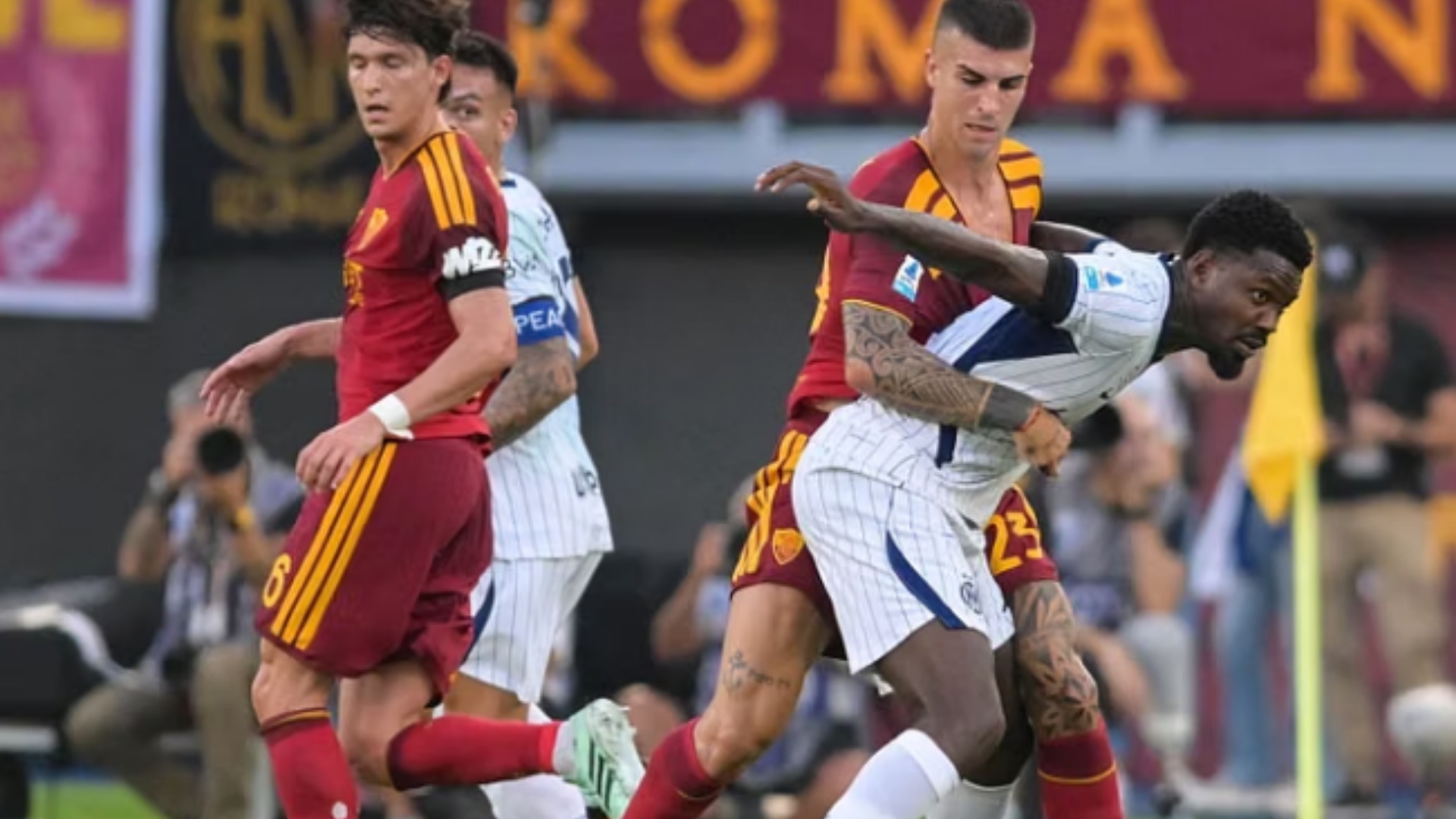 Roma dhe Inter dhurojnë spektakël në Olimpico, kryesueset e Serie A e mbyllin supersfidën në barazim