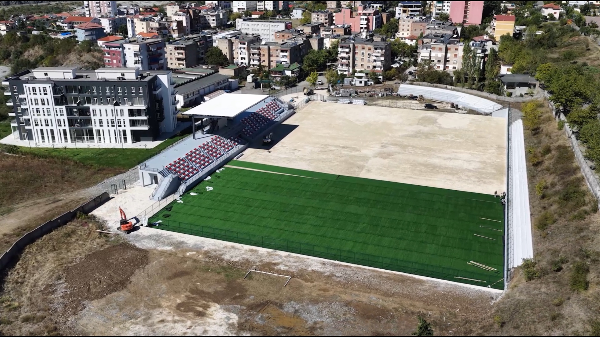 FSHF vijon me investimet në infrastrukturë  Stadiumi  Myslim Koçi  në Gramsh po shkon drejt përfundimit