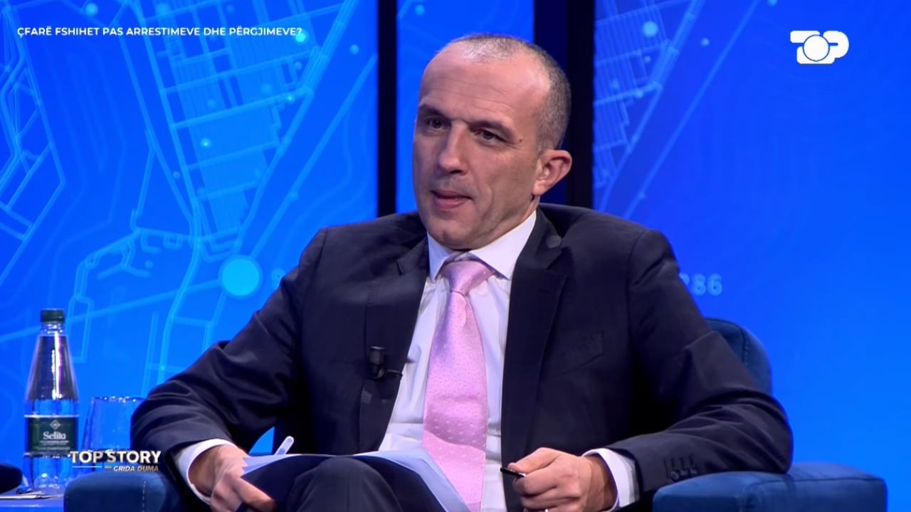  Hyseni tregoi që Agasi ishte bashkëpunëtor i SHISH   gazetari Muhamed Veliu në  Top Story   Nuk do merret vesh ndonjëherë  SPAK nuk mundet 