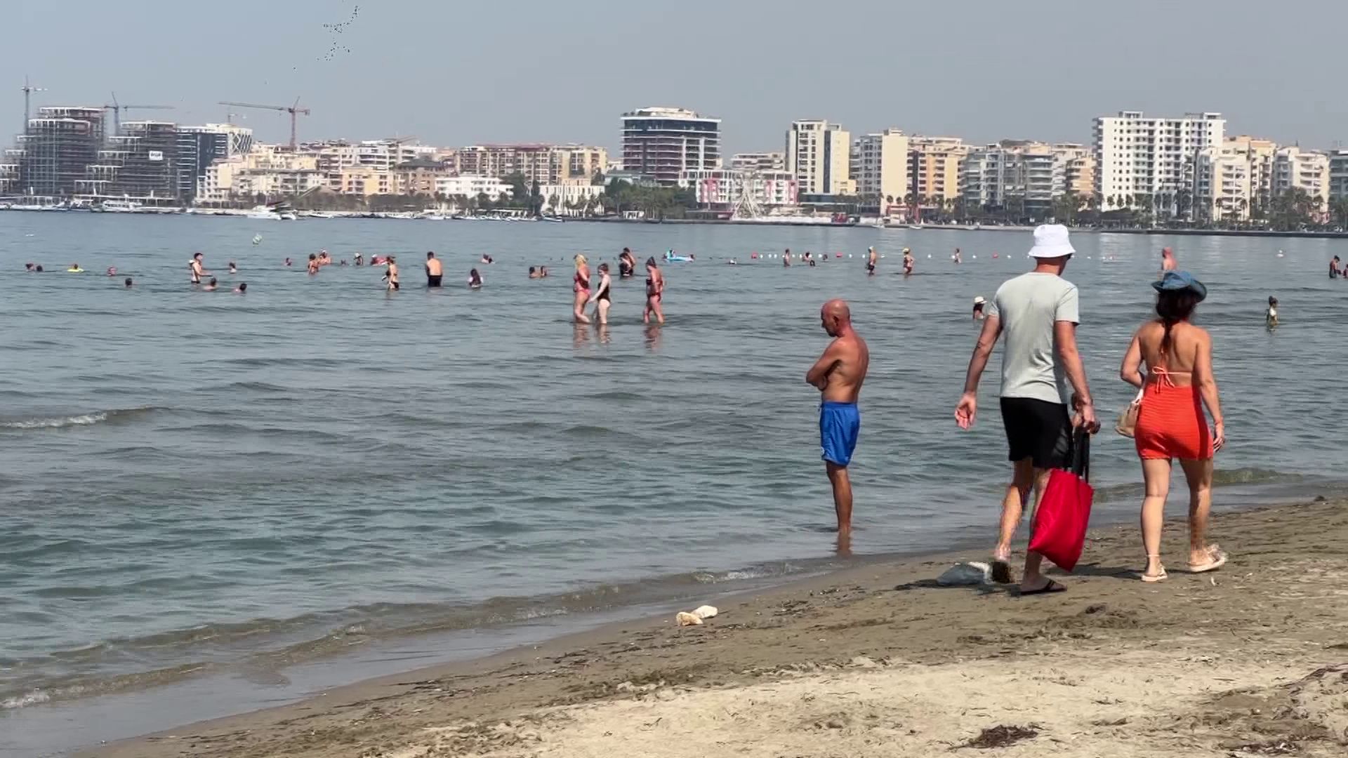 Shtatori mban Vlorën plot  çmime më të ulëta dhe temperatura të buta  prenotimet mbeten të larta