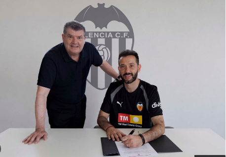 fillimi-katastrofik-i-sezonit-valencia-shkarkon-drejtorin-sportiv-dhe-trajnerin