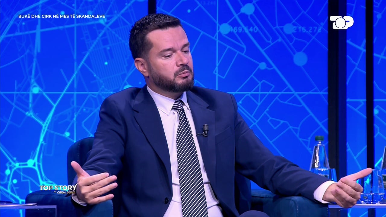  Zonjat janë viktimë  do të dalin pamje të tjera   Videot intime në rrjetet sociale  Curri në  Top Story   Në telefonat e tyre dyshoj se ka materiale me të mitur  mafia artistike 