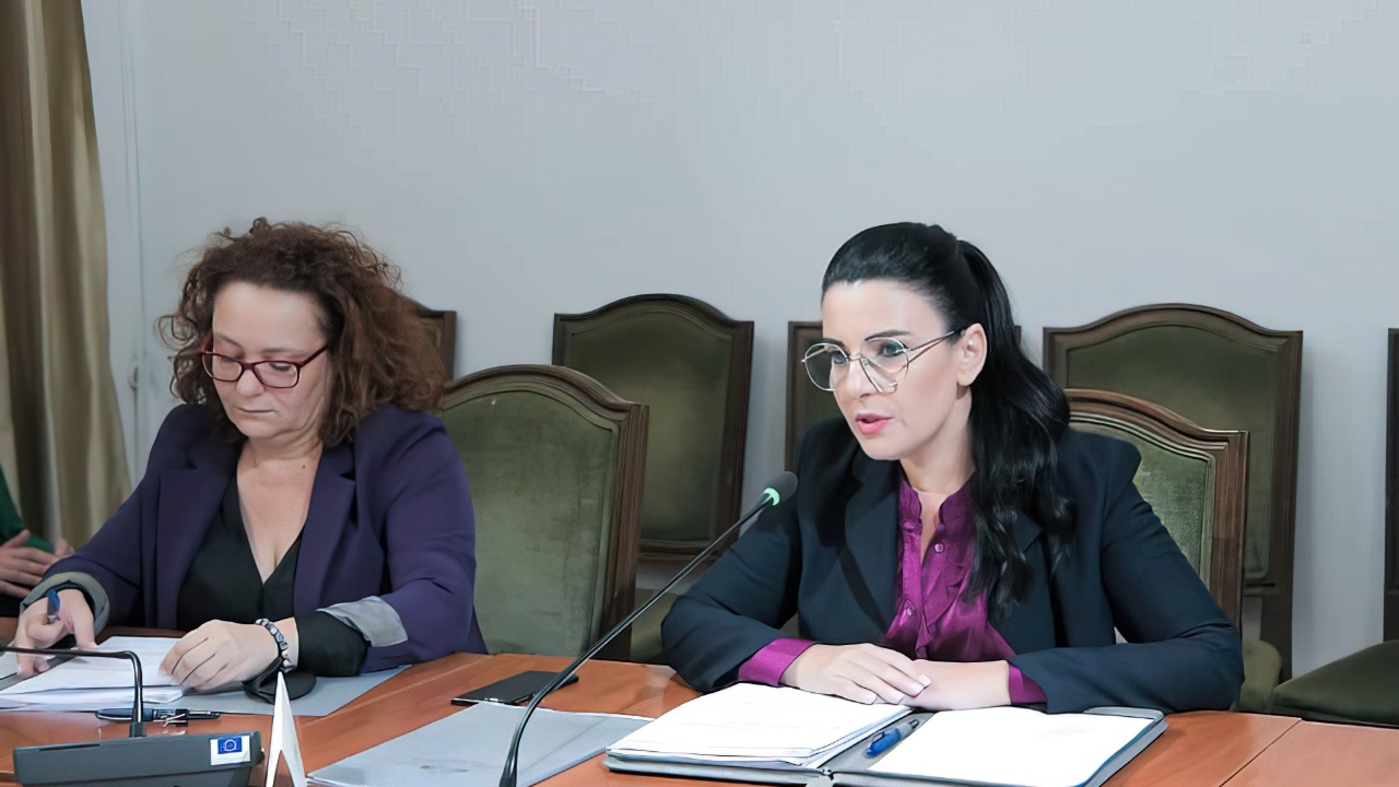 Foto nga burimi: Dosja e Belinda Ballukut, Viola Haxhiademi i bashkohet listës së të pandehurve