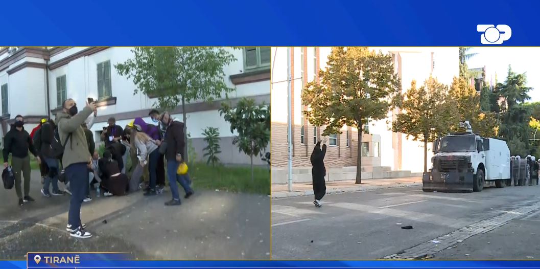Pas përballjes verbale me policinë, protestuesja humb ndjenjat, u hodh ujë dhe gaz lotsjellës