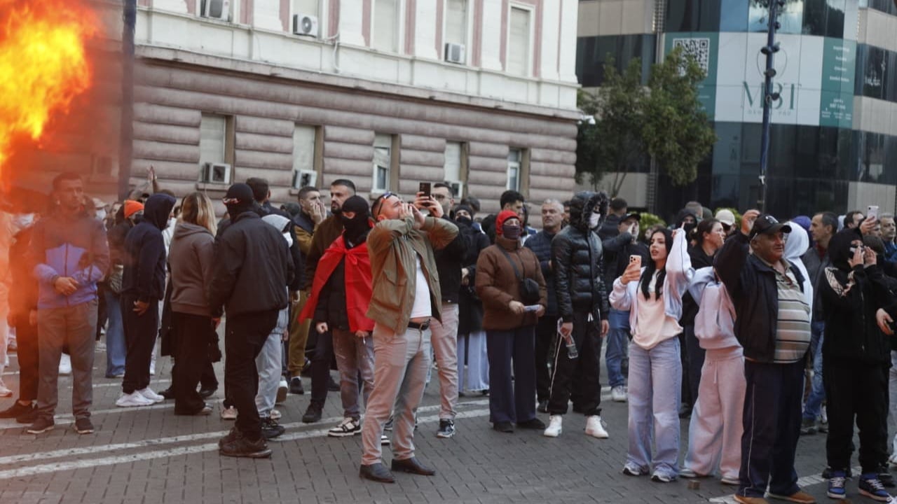 Ministria e Shëndetësisë përditëson bilancin e të lënduarve nga protesta, katër persona të paraqitur në spitale