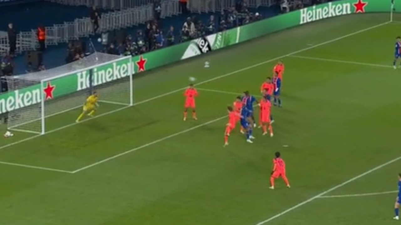 LIVE PSG Barcelona  Kampionët në fuqi sërish në avantazh  katalanasit ndëshkohen nga ajri  Video 