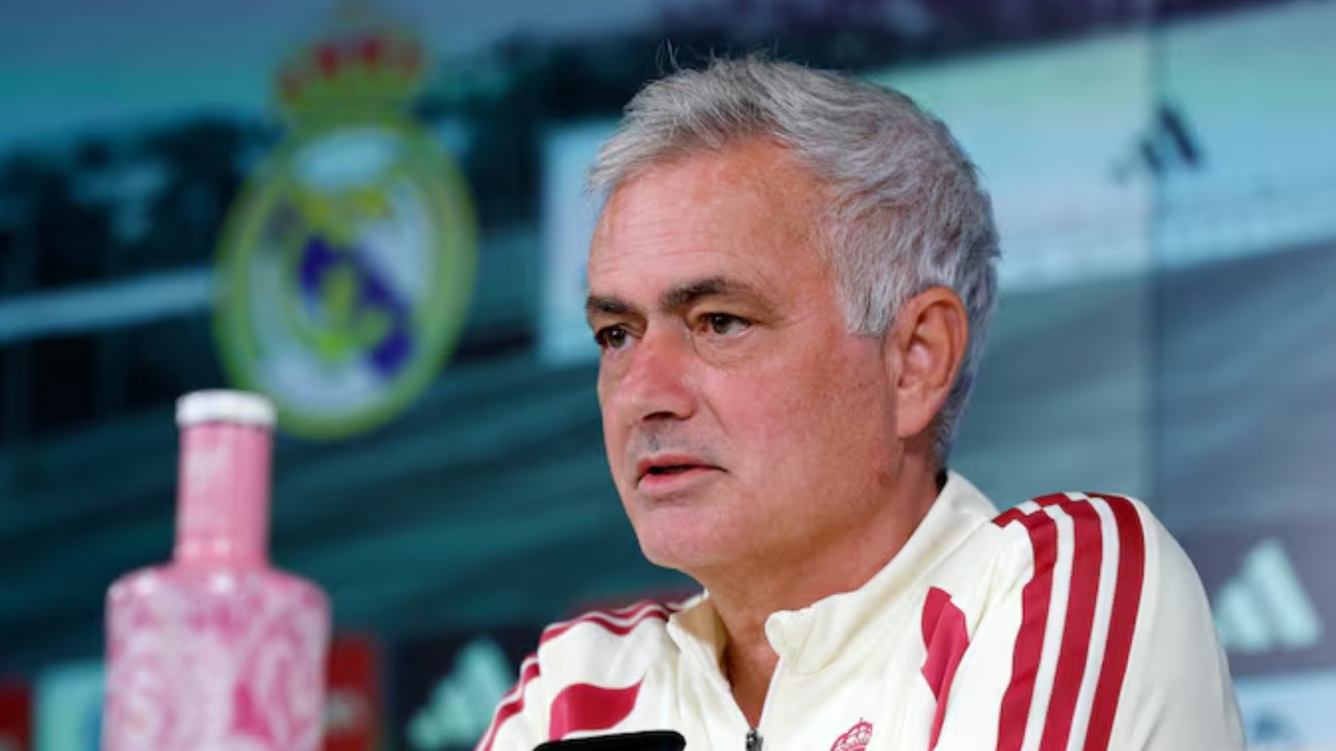 ironia-e-jose-mourinho-tre-ndeshje-ne-7-dite-dhurata-me-e-madhe-qe-na-bejne