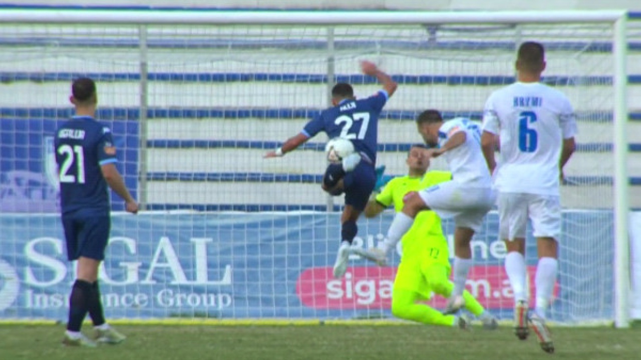 derbi-pa-fitues-ne-durres-xhixha-i-dhuron-avantazhin-tiranes-por-dinamo-gjen-celesin-e-barazimit