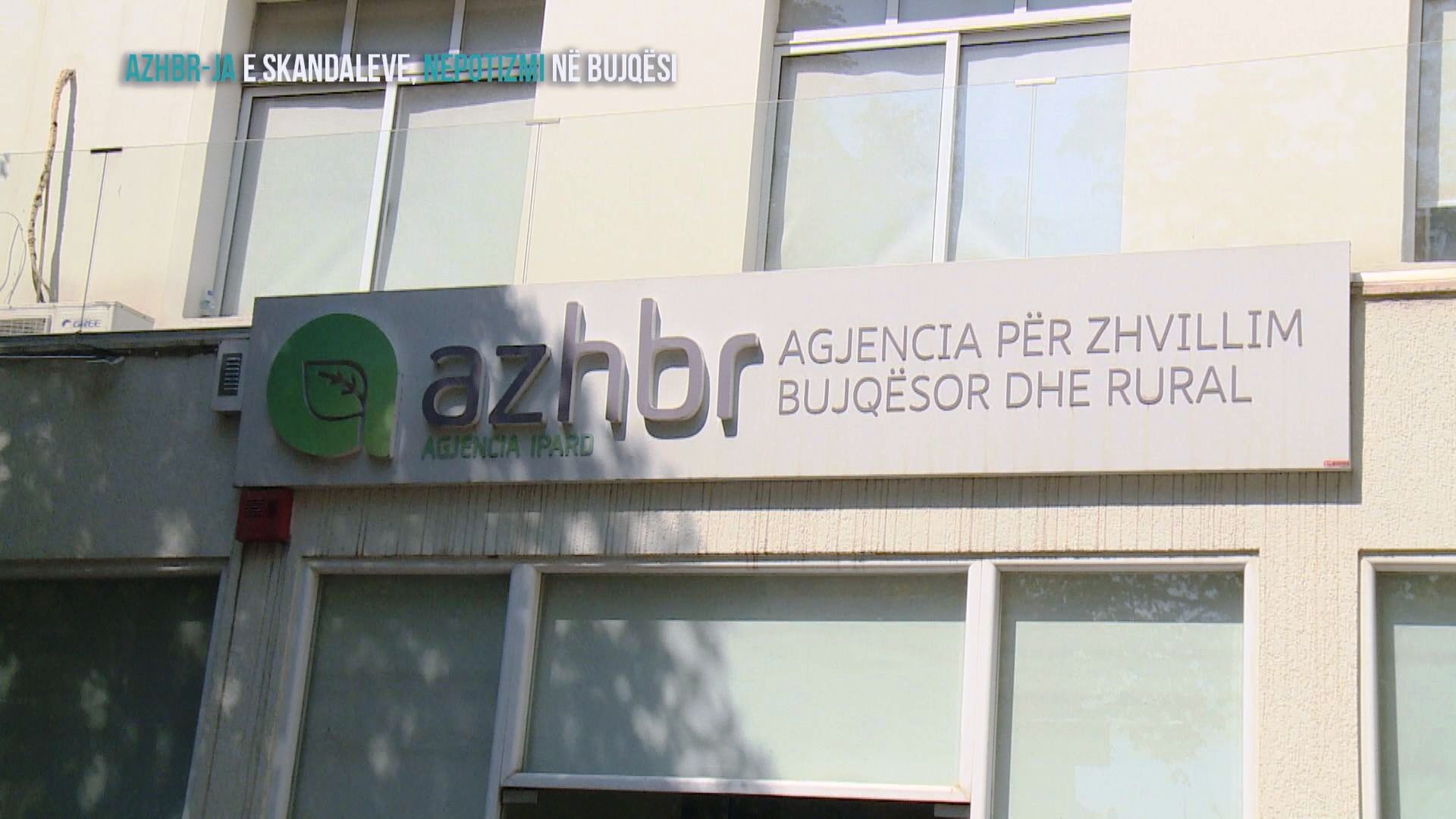 Fiks Fare  Nepotizmi në bujqësi  Drejtoresha Ardita Kuçi pagoi fermerin që bëri projektin te punonjësja e AZHBR së 