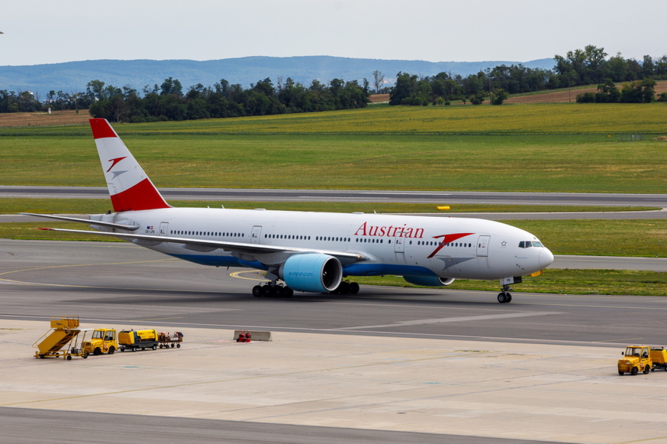 Alarm për bombë në avionin e Austrian Airlines/ Bën ulje emergjente në Sofje gjatë fluturimit Tel Aviv-Vjenë