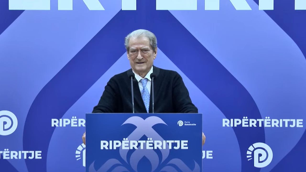“Kjo barbari nuk ka ndodhur as në vitet ‘90”, Berisha thirrje për protestën e së shtunës: Të solidarizohemi me studentët
