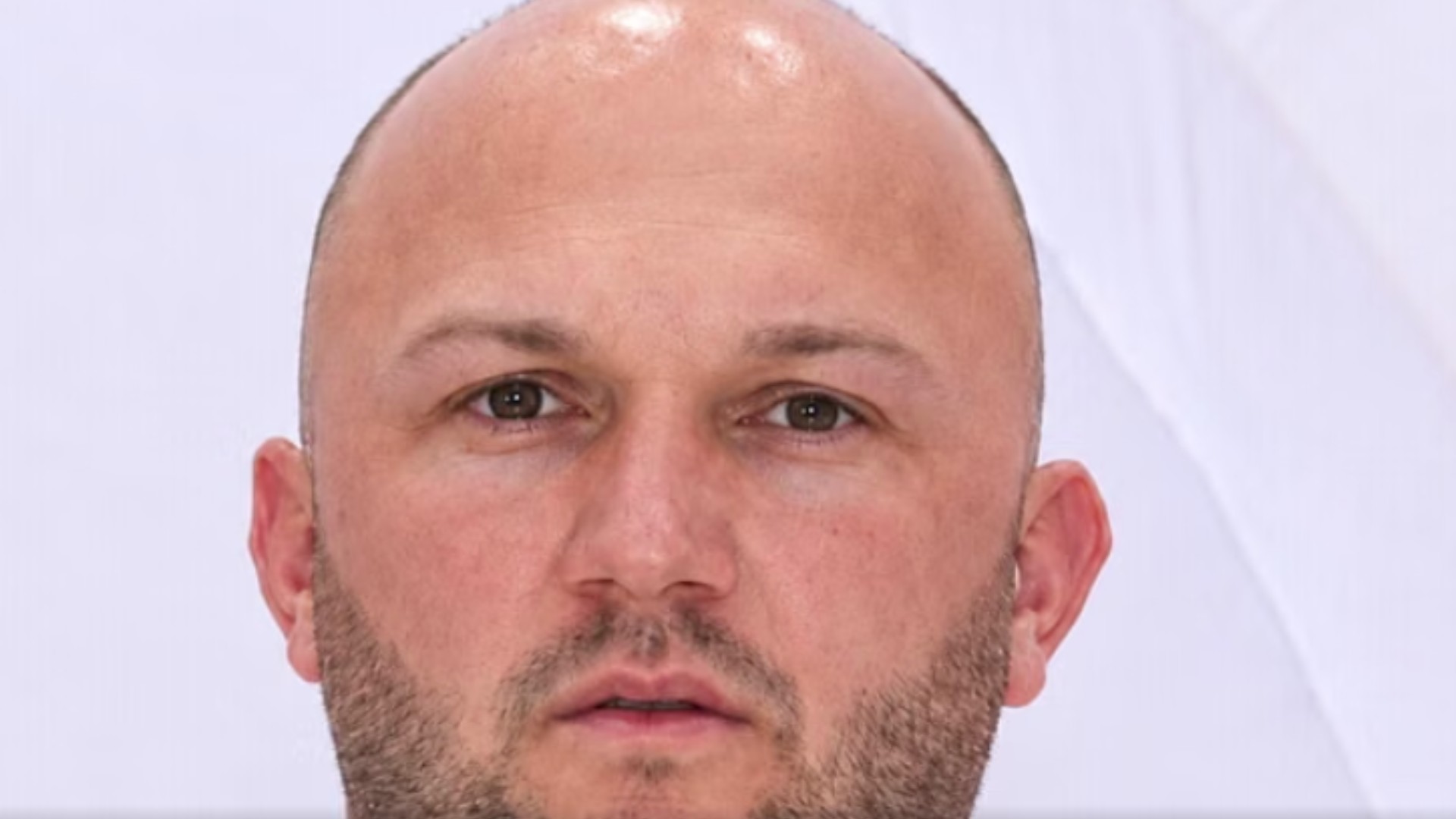 e-vrau-me-arme-zjarri-dhe-e-hodhi-ne-pus-rrefehet-autori-i-vrasjes-se-31-vjecarit-shqiptar-ne-itali-e-bera-une