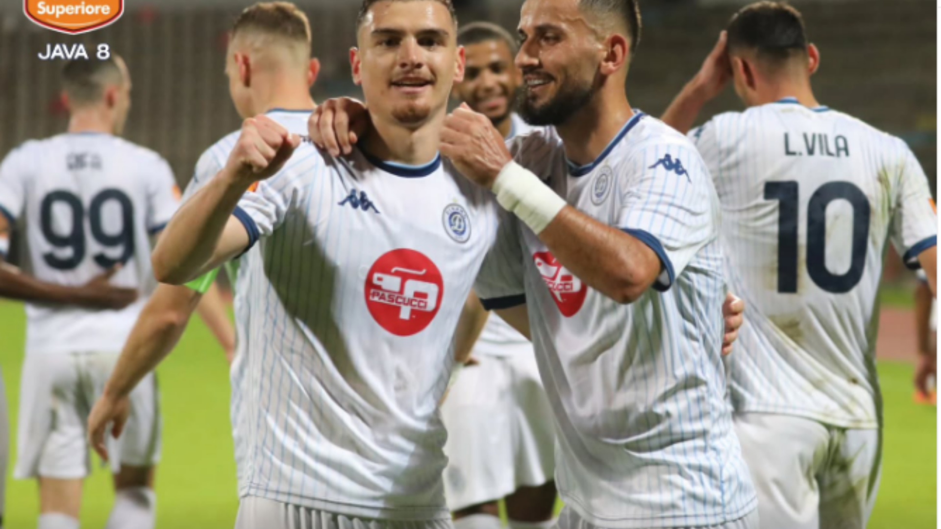Superiore  Dinamo mposht Egnatian dhe  i bën nder  Teutës