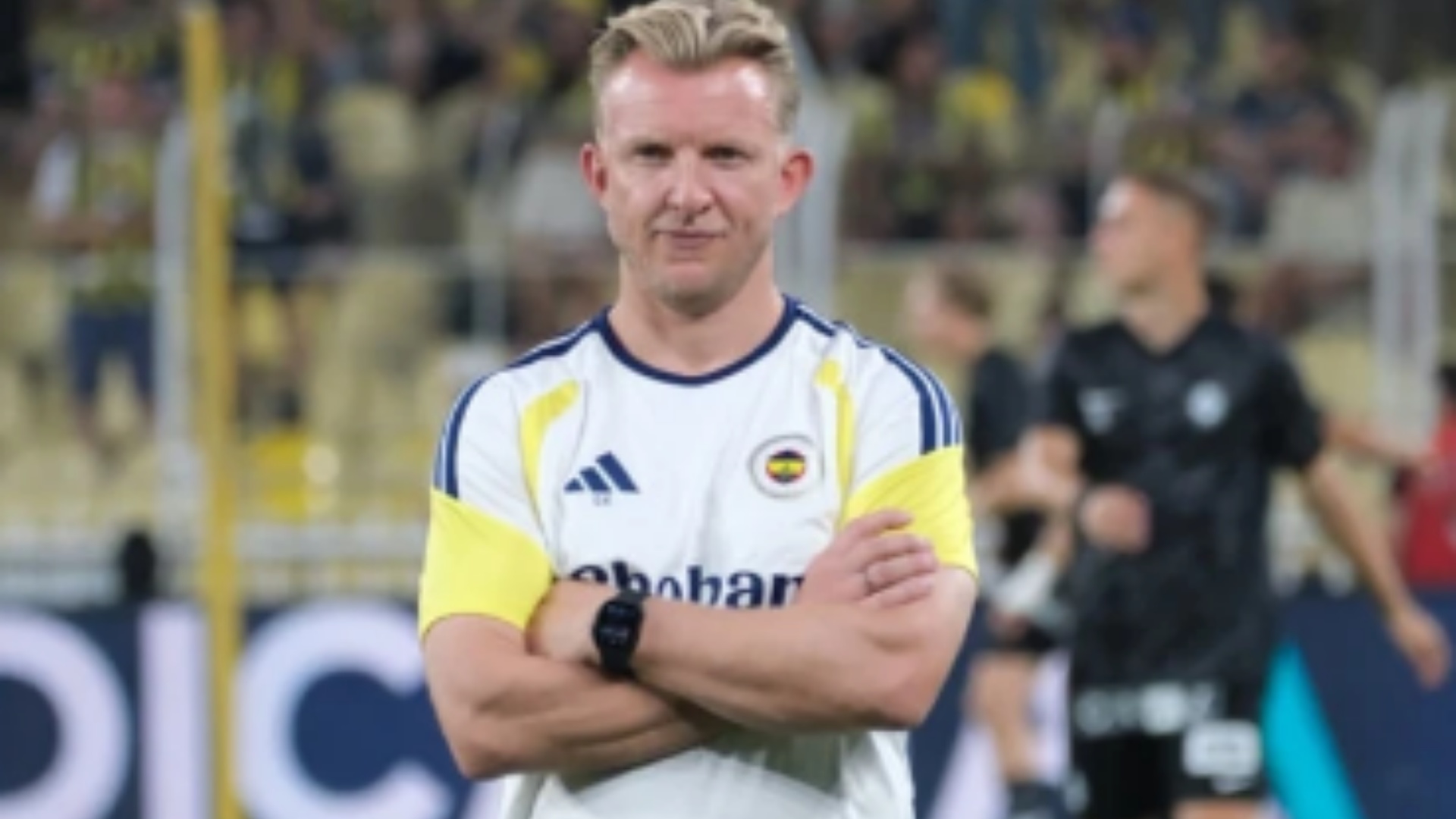 Foto nga burimi: Fenerbahçe në duart e ish legjendës së Liverpool, kush është trajneri i ri i Muriqit