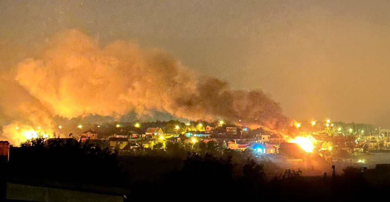 Sulmet me dronë ukrainas vrasin dy persona në rajonin kufitar me Rusinë, tre të plagosur nga një tjetër sulm