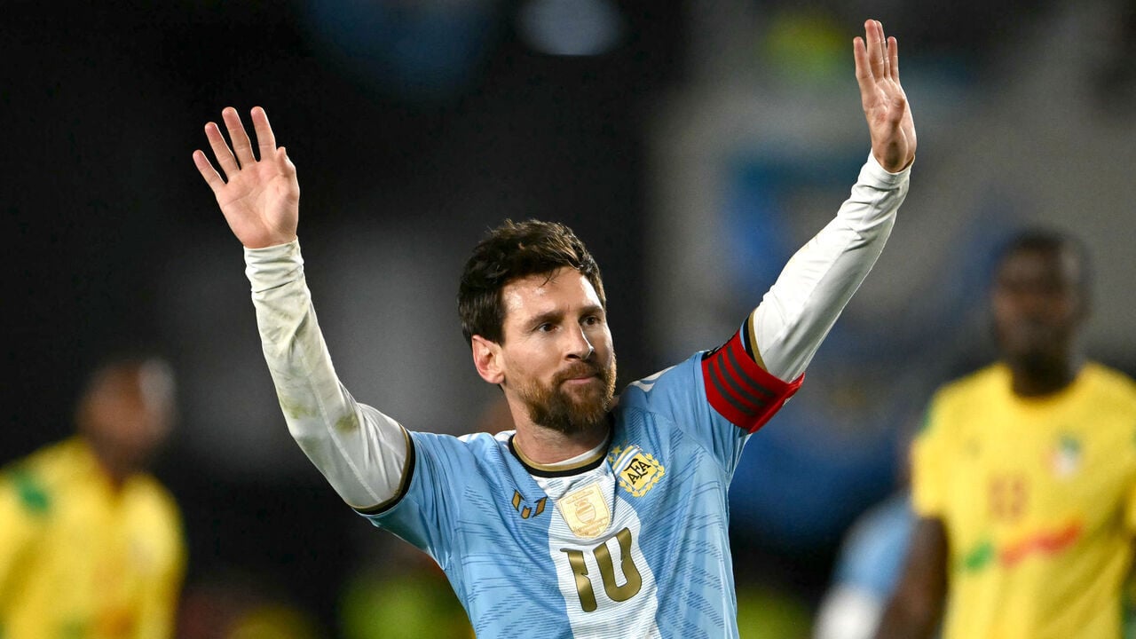 Nga Maradona te Messi  Legjendat largohen  por futbolli gjen gjithmonë pasuesit