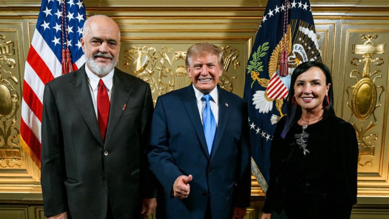 Rama publikon foton me presidentin amerikan Donald Trump dhe ironizon: Ndoshta s’del që është AI