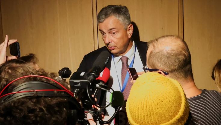 dejan-soskic-kandidati-qe-mund-te-behet-kryeminister-i-serbise-pas-fitores-historike-te-listes-studentore